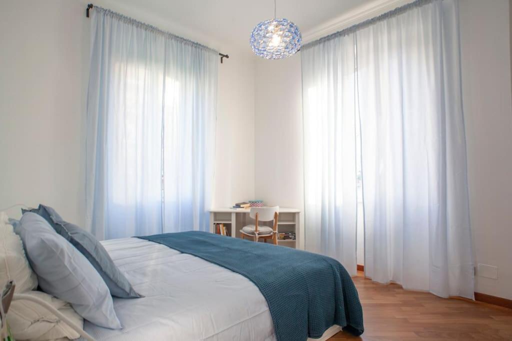 Bright And Comfy In A Beautiful Contemporary Appartamento