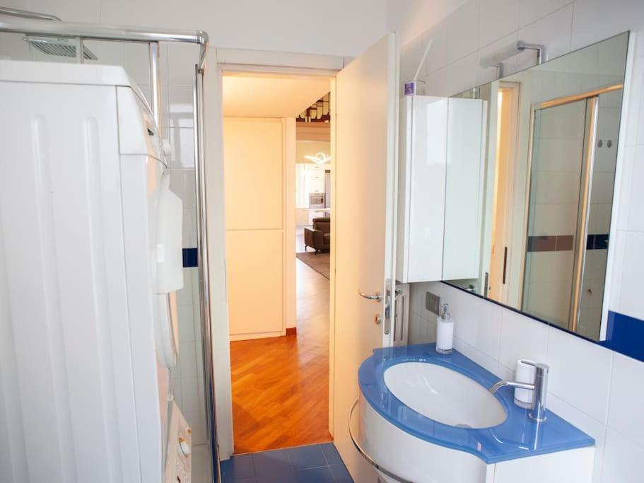 Bright And Comfy In A Beautiful Contemporary * Mailand