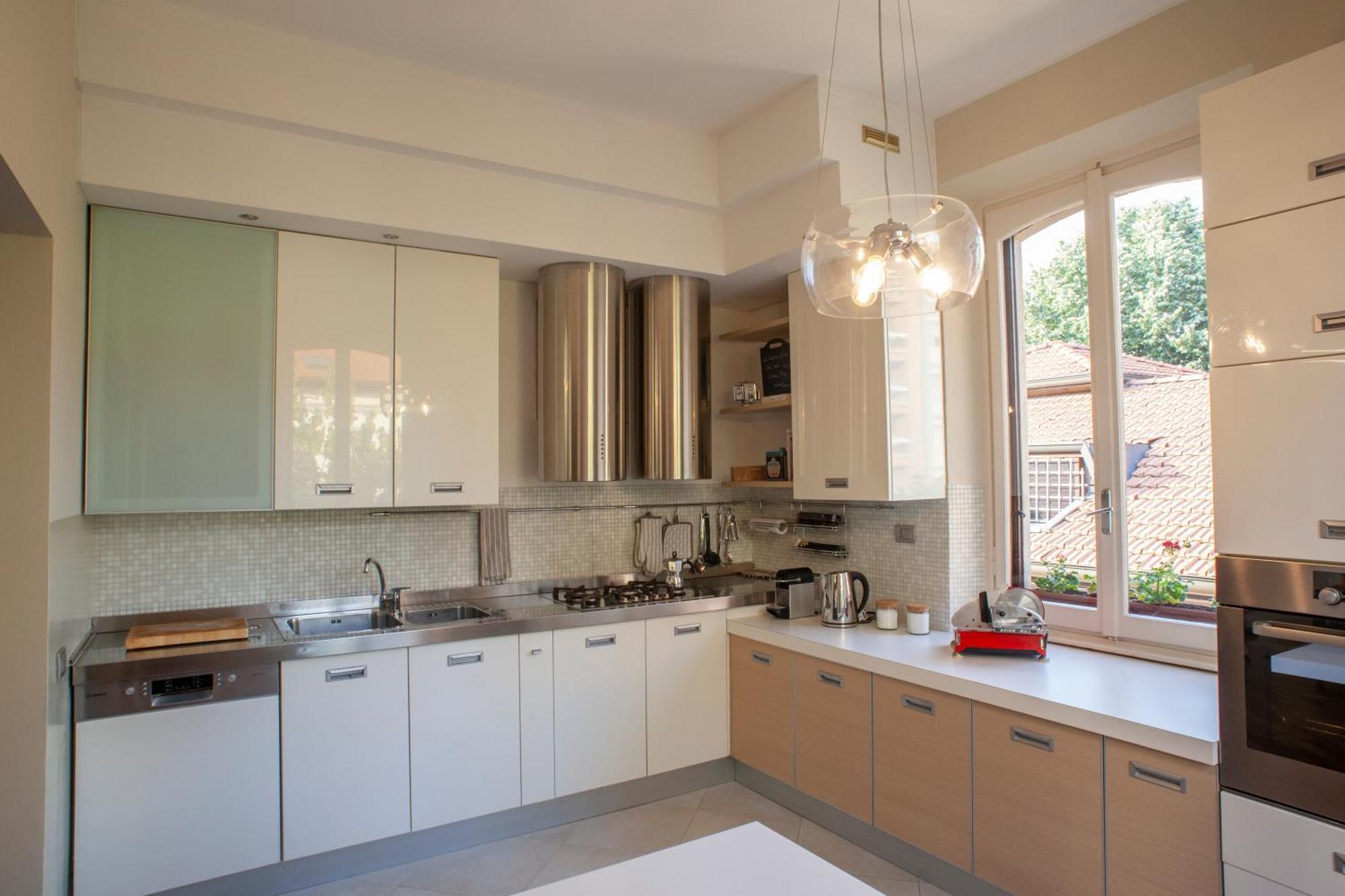 Apartment Bright And Comfy In A Beautiful Contemporary Mailand